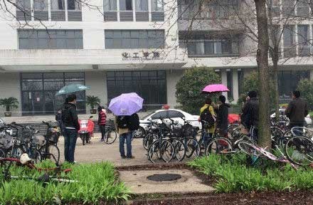 中国矿业大学一实验室发生瓦斯爆炸现场