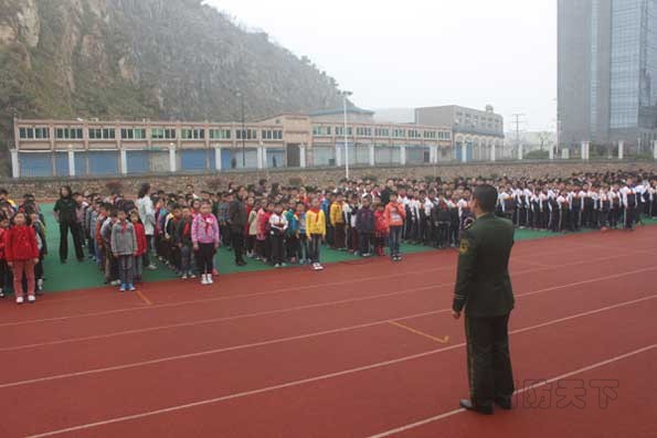 舟山嵊泗千余名小学师生体验火场逃生